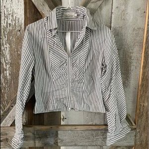 Marisa Minicucci gray & white striped cropped blouse zipper back